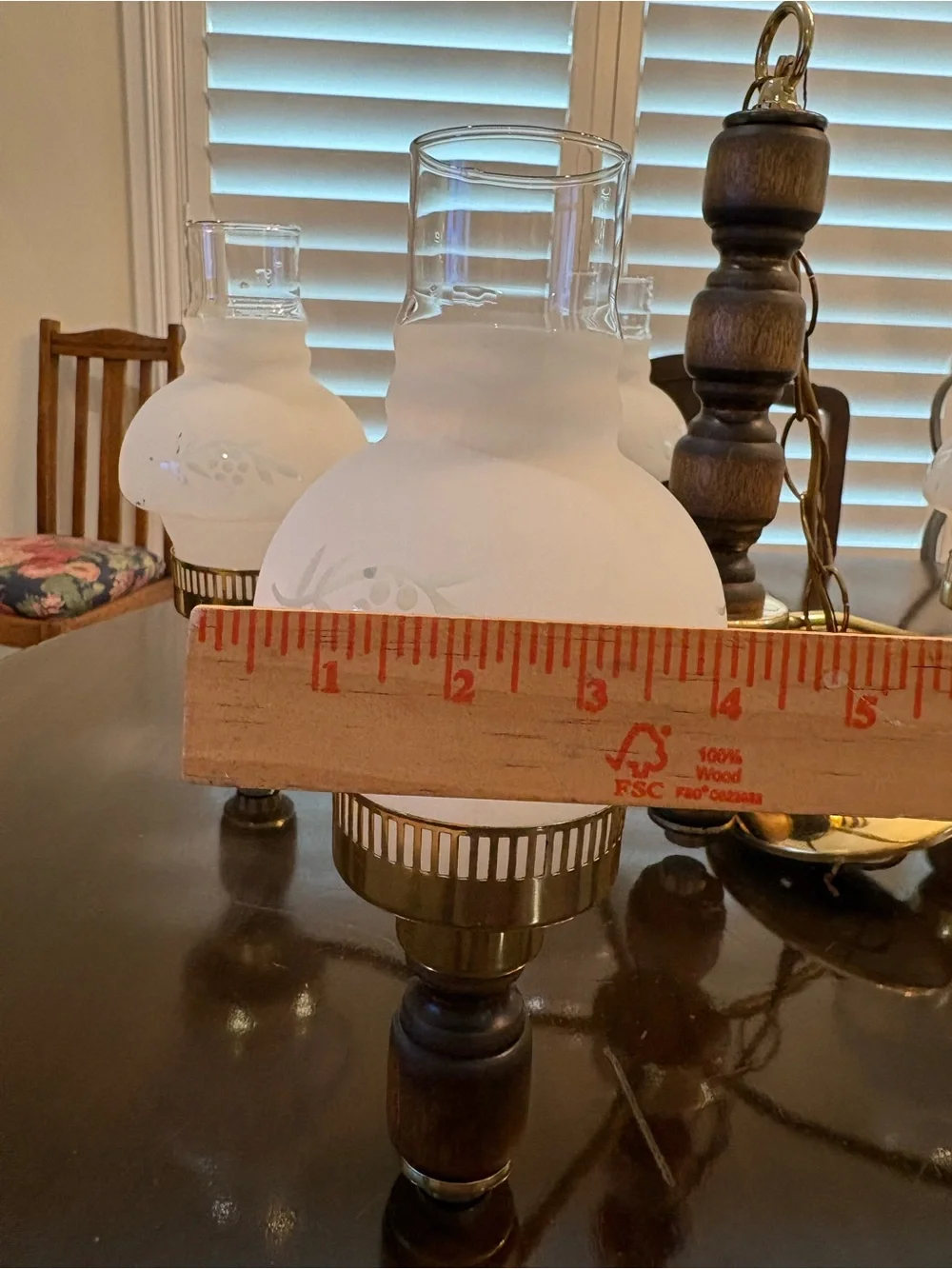 Vintage-Style Brass and Wood 5-Light Chandelier with Frosted White Glass Shades